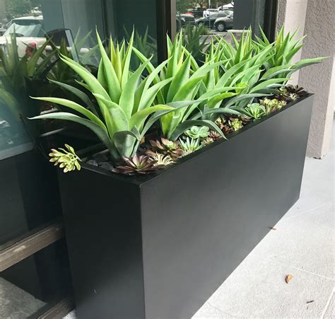 Artificial Flowers For Outside Planters At Charles Pomeroy Blog