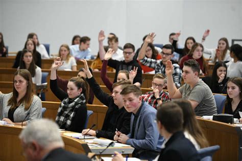 Mainz Sch Ler Diskutieren Beim Sch Ler Landtag Metropolnews Info