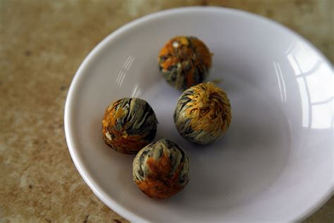 Balls of tea – Discovering Tea