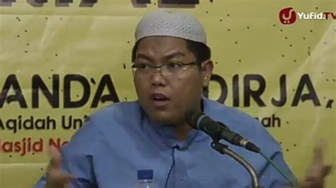 Ustadz Firanda Andirja Ditolak Ceramah Di Masjid Agung Ummul Quraa