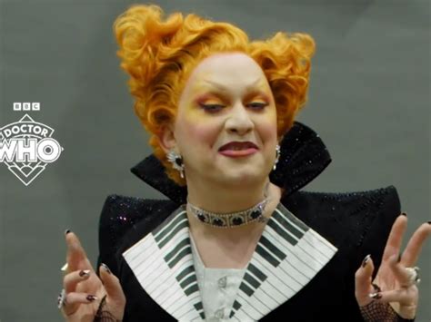 Doctor Who dévoile la première image de Jinkx Monsoon Drag Race la