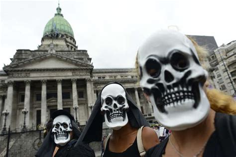 Un Corte En Corrientes Y Callao Como Adelanto Del Paro De Mujeres