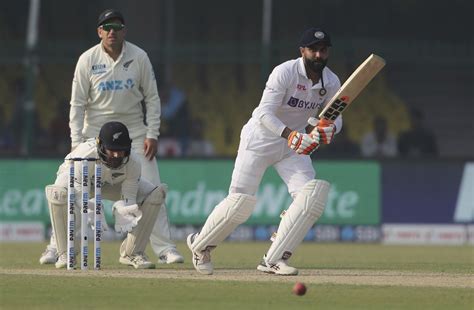 Ravindra Jadeja Flicks One Away Espncricinfo