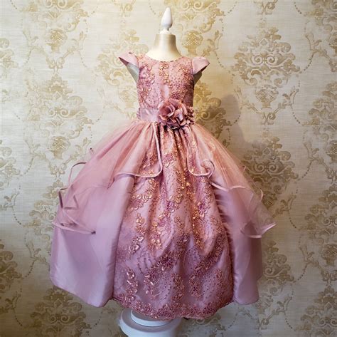 Vestido de Niña Palo de Rosa con Encaje y Escarolas Tallas 10 12