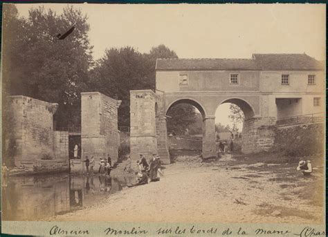 France Charenton Le Pont Ancien Moulin Sur Les Bords De La Marne Val