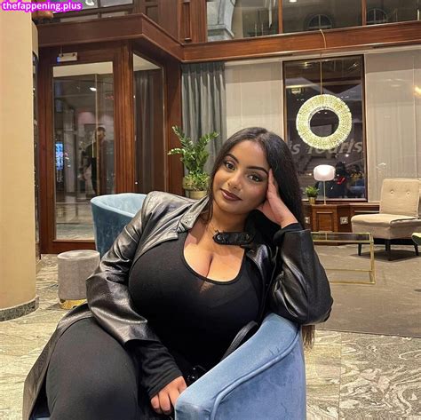 Moroccanzina Therealzinax Zina Hadid Zinahadid Nude OnlyFans Photo The Fappening Plus