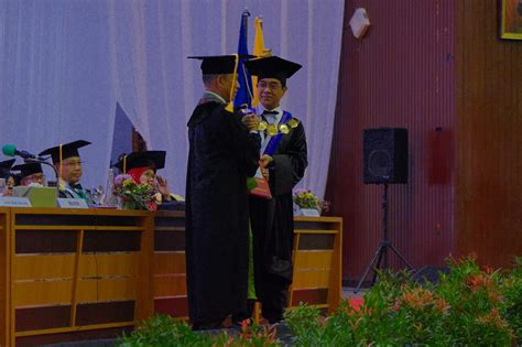 Riuh Wisuda Unhas Desember 2022 Identitas Unhas