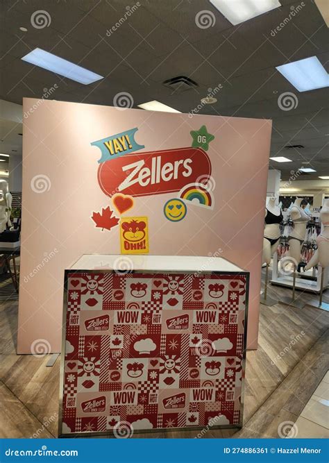 Zellers Pop-Up at Scarborough Town Centre Editorial Photo - Image of