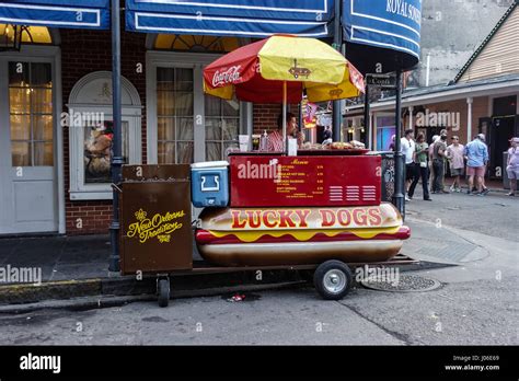 Hot Dog Stand Hi Res Stock Photography And Images Alamy