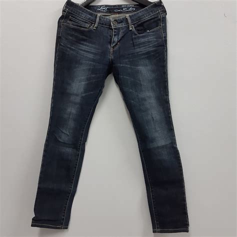 Authentic Levis Jeans, Women's Fashion, Bottoms, Jeans & Leggings on ...