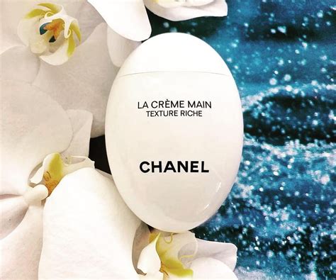 Осенняя премьера Chanel: Интенсивный Крем для рук La Crème Main Texture ...
