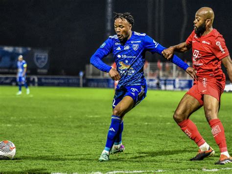 Football National Le FC Villefranche Reste Prisonnier De Sa Spirale