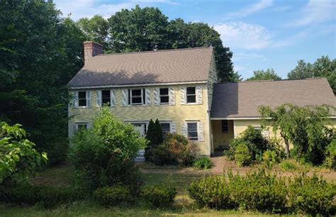 Bedford, NH Real Estate - Bedford Homes for Sale | realtor.com®