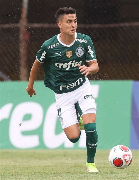 Atuesta E Jailson S O Destaques De Time Reserva Do Palmeiras Futebol