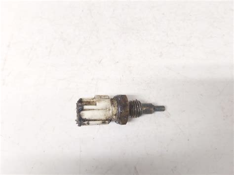 8942233030 Used Engine Coolant Water Temperature Sensor Temp Sensor