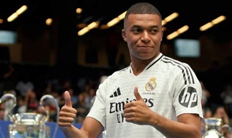 Carlo Ancelotti Berikan Posisi Baru Bagi Kylian Mbappe Di Formasi Real