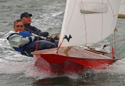 Why epoxy is re-energising the racing dinghy - epoxycraft