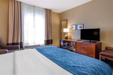 Comfort Inn & Suites Lynchburg Airport University Area Lynchburg ...