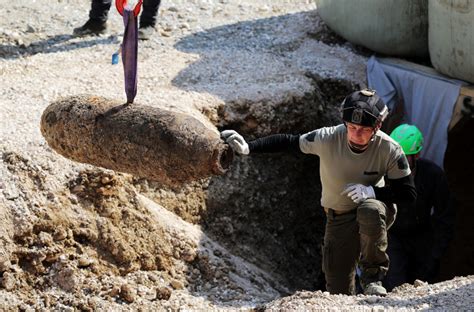 Drama u Novoj Gorici Uspešno deaktivirane tri bombe B92