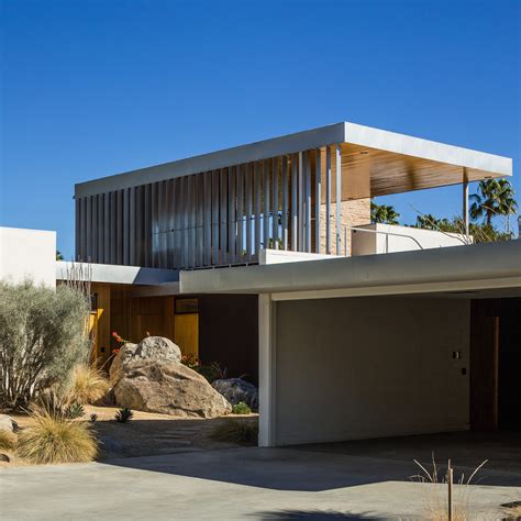 8 Mid-Century Houses in Palm Springs That Will Make You Dream