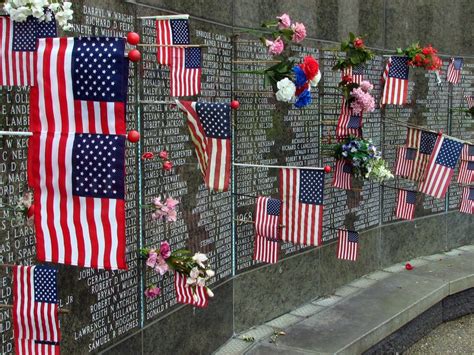 Vietnam Memorial: Tips and Interesting Facts - Trip Hacks DC