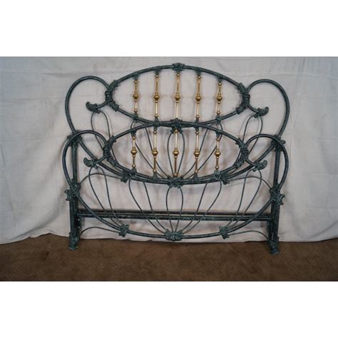 Elliots Designs Inc Queen Headboard And Footboard Chairish