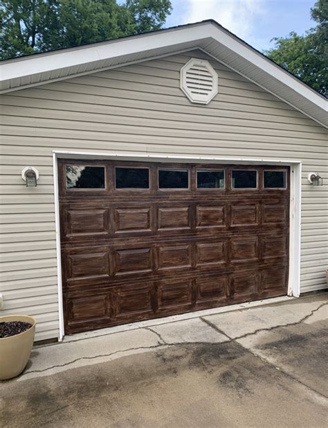 11 Sample Gray Garage Door Design For Small Room | Modern Garage Doors