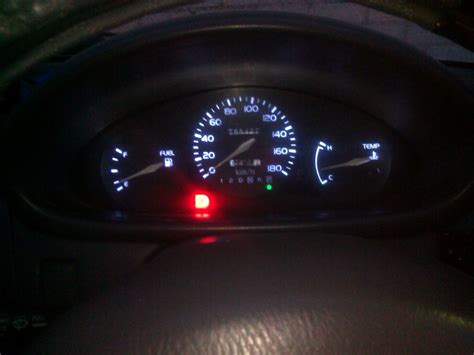 лампочки в приборку — Nissan March (K11), 1 л, 1998 года | другое | DRIVE2