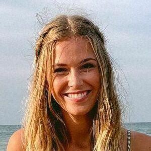 Manu Demarqui Manuzinha Demarquii Nude OnlyFans Leaks