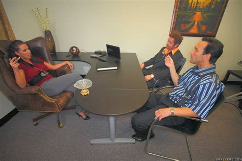 PAWG Kelly Divine Porn Pic