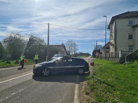 Jura Montrond Une Collision Entre Une Moto Et Un V Hicule Fait Un