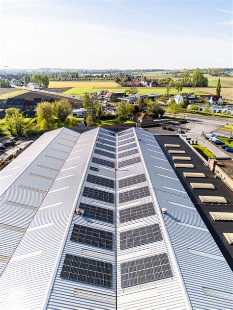 Installatie Van 264 Zonnepanelen Gheysen En Verpoort Menen Suntronics Pro