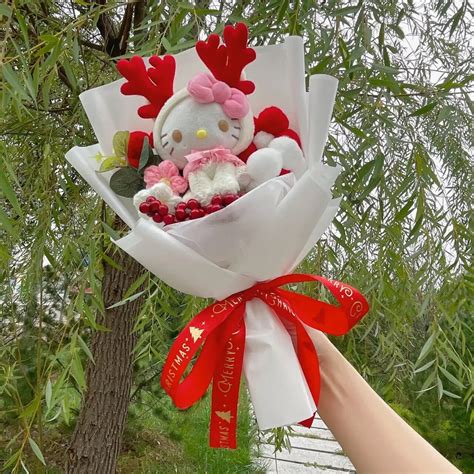 Christmas Ts Cartoon Sanrio Plush Bouquet My Melody Kuromi Cinnamoroll Kt Cat Plush Doll Toy