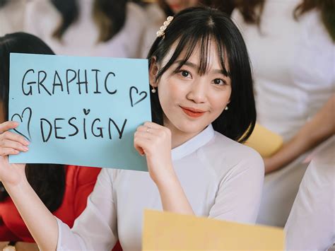 Nổi bật với vẻ đẹp tri thức điểm mặt các hot girl học bổng ĐH FPT Trường Đại học FPT