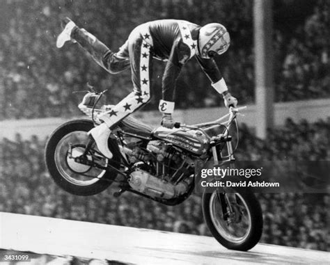 312 Evel Knievel Jump Stock Photos, High-Res Pictures, and Images - Getty Images