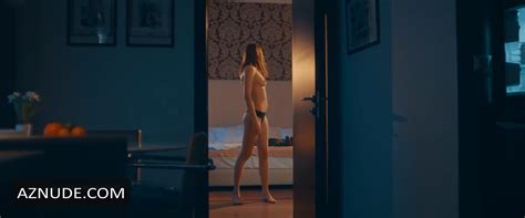 VICTORIA VARLEY Nude AZNude