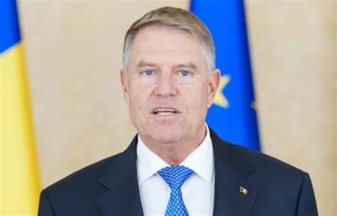 Mesajul de Anul Nou al lui Klaus Iohannis mai stă IMPACT ro