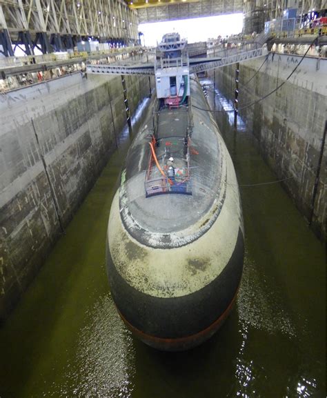 Dvids Images Uss Tennessee Ssbn 734 Enters The Trident Refit Facility Kings Bay Dry Dock