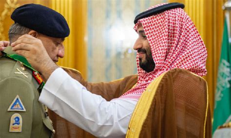 Saudi Crown Prince Confers King Abdulaziz Medal On Coas Bajwa For