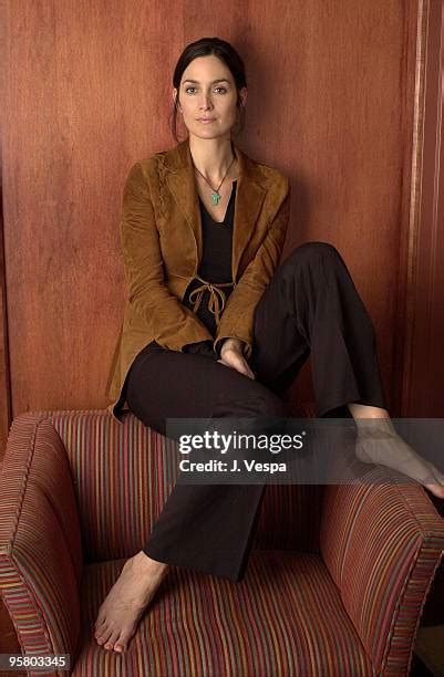 Carrie Moss Photos And Premium High Res Pictures Getty Images