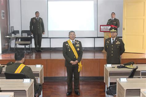 Nuestro Ej Rcito En Video Escuela De Artiller A Del Ej Rcito Acorde