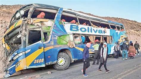 Bus De Flota Bol Var Se Accidenta Y Deja Pasajeros Muertos