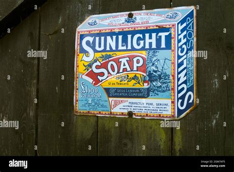 Sunlight Soap Advert Hi Res Stock Photography And Images Alamy