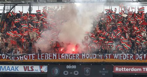 Fc Twente Mist Steun Van Supporters In De Kuip Pleur Op Feyenoord