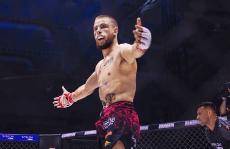 Babilon MMA 29 Piotr Kacprzak mistrzem organizacji Co za kopnięcie