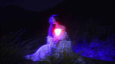 Weyes Bloods Hearts Aglow” Is The Warm Embrace Before It All Ends