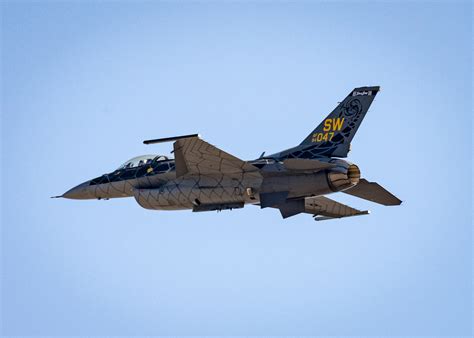 F-16 Viper Demonstration Team practice > Shaw Air Force Base > Article ...