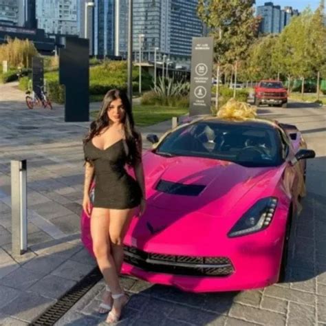 Este Es El Nuevo Auto Que Karely Ruiz Se Compró Valuado En Más De 3