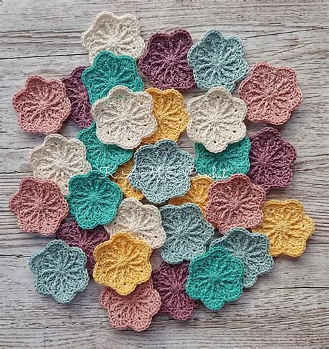 Cutest Free Crochet Flower Face Scrubbie Pattern Daily Crochet