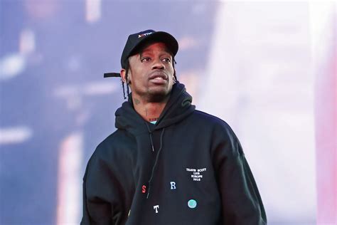 Travis Scott Le Rappeur Prend La Parole Pour La Premi Re Fois Un Mois